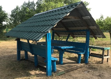 несколько беседок на 10 человек